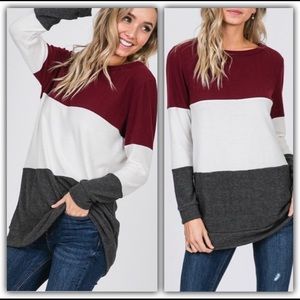 ✨LAST ONE!✨Cozy color block top